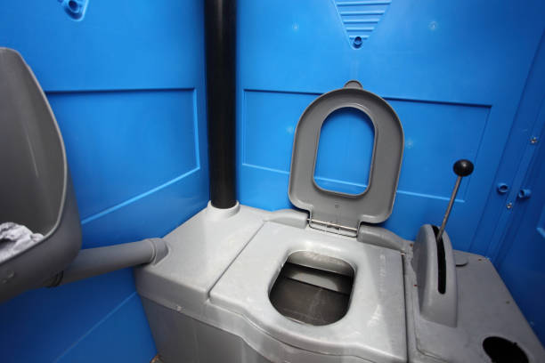 Best Portable restroom trailer rental  in Minnetrista, MN